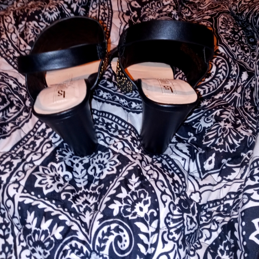 Leila stone women 3" block heel